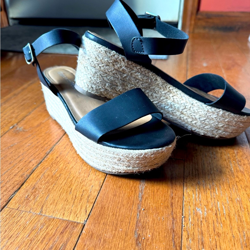 Black wedge sandals